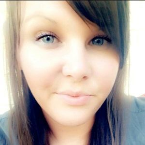 Meet your Posher, Cassandra